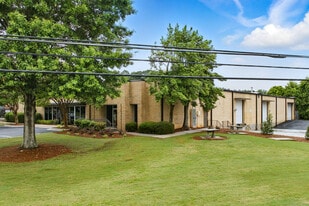 5622 E Ponce de Leon Ave, Stone Mountain GA - Warehouse