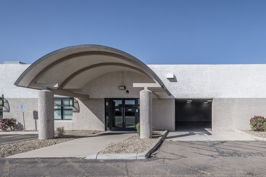 2250 W Peoria Ave, Phoenix, AZ for lease - Building Photo - Image 2 of 12