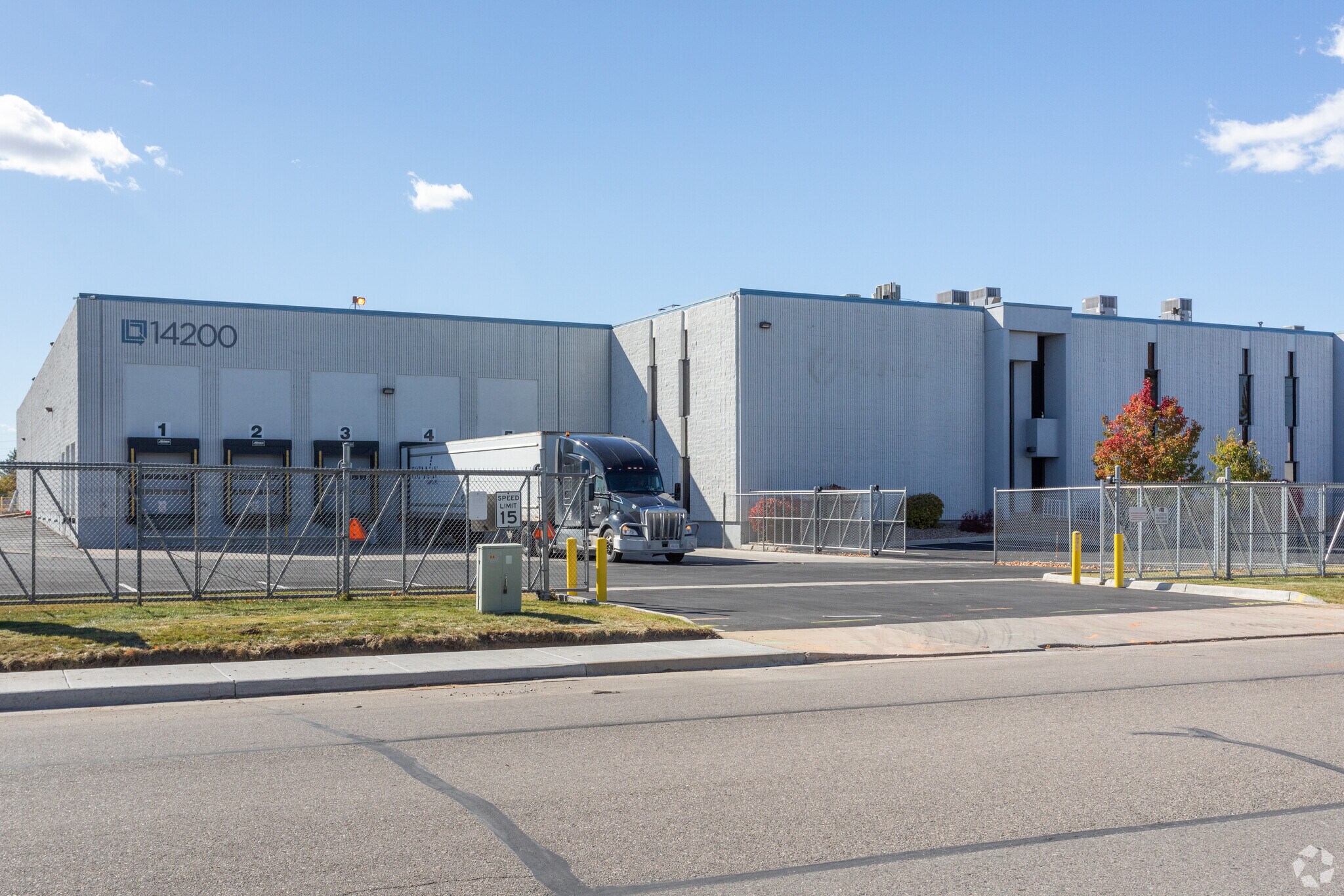 14200 E Moncrieff Pl, Aurora, CO for sale Primary Photo- Image 1 of 1