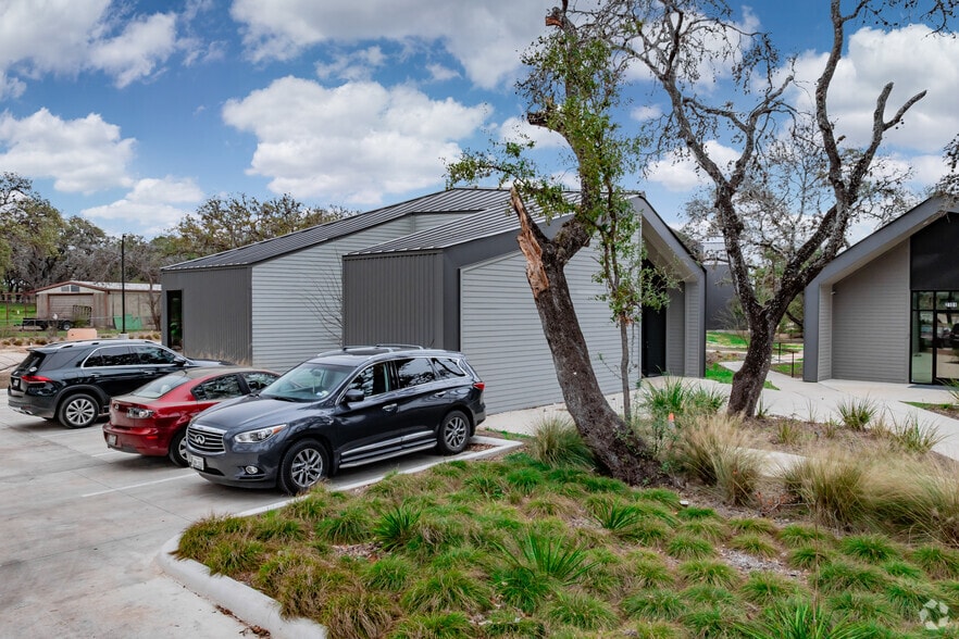 Blanco Office Park portfolio of 6 properties for sale on LoopNet.com - Building Photo - Image 3 of 6