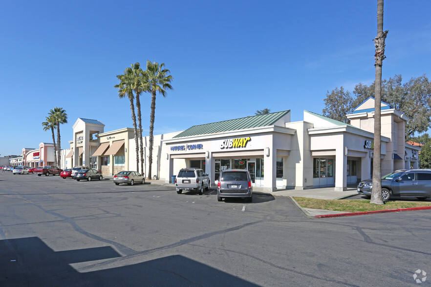 1231-1325 W Yosemite Ave, Manteca, CA for lease - Building Photo - Image 2 of 10