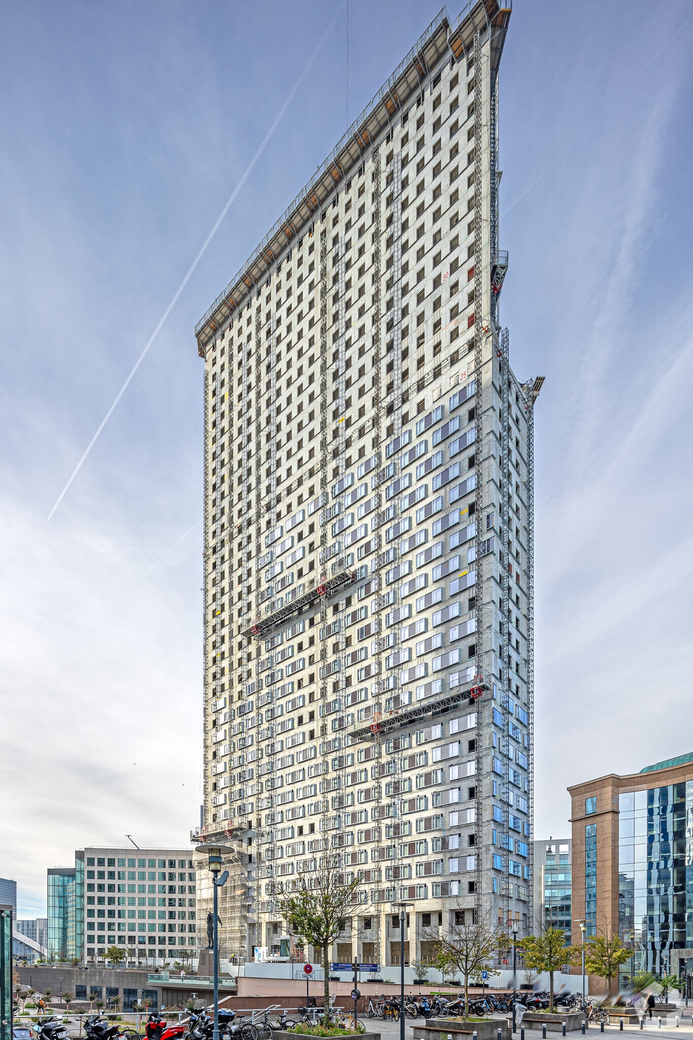 Office in 6-8 Allée De L'arche, Courbevoie for lease Primary Photo- Image 1 of 3