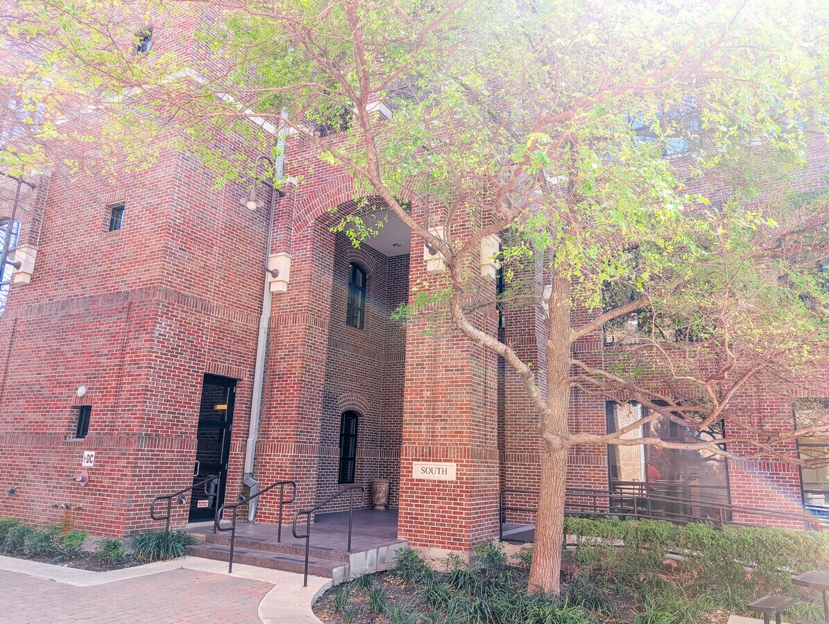 View Photo