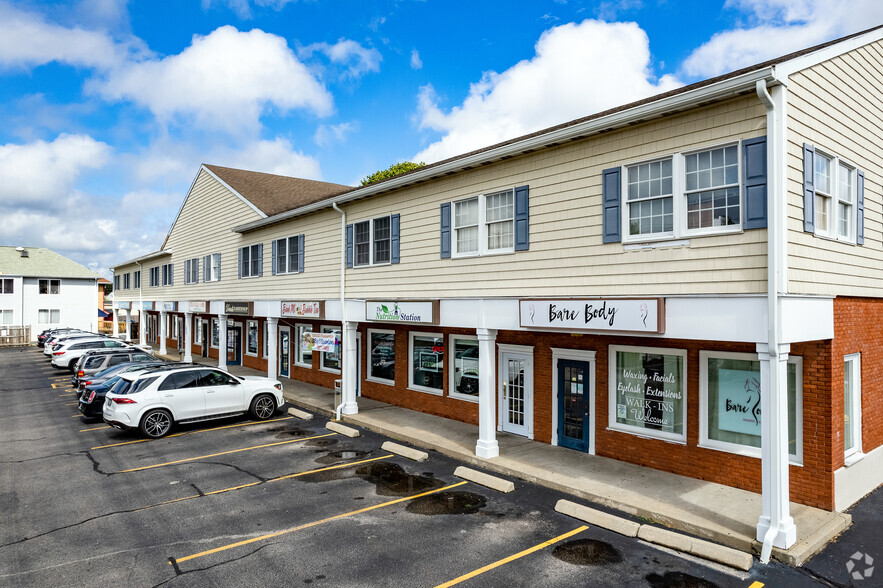 935 Park Ave, Cranston, RI for sale - Primary Photo - Image 1 of 1