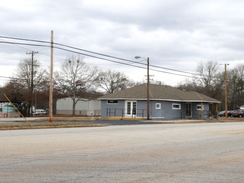 9821 Asheville Hwy, Inman, SC for lease - Building Photo - Image 1 of 11