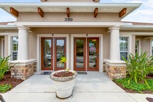 399 Palm Coast Pky SW, Palm Coast FL - Live-Work Space