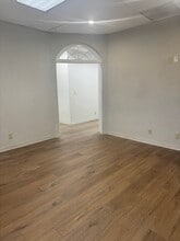 5825 Glenridge Dr NE, Sandy Springs, GA for lease Interior Photo- Image 1 of 10