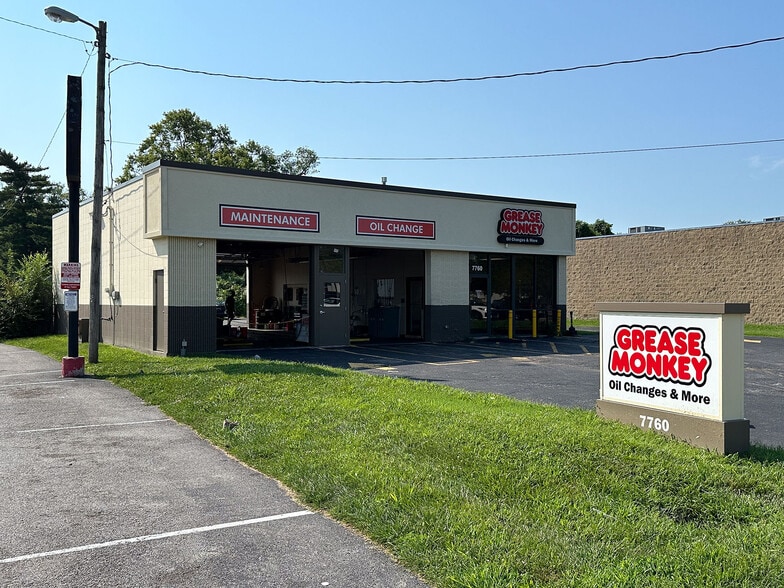 7760 N Lindbergh Blvd, Hazelwood, MO for lease - Building Photo - Image 1 of 7