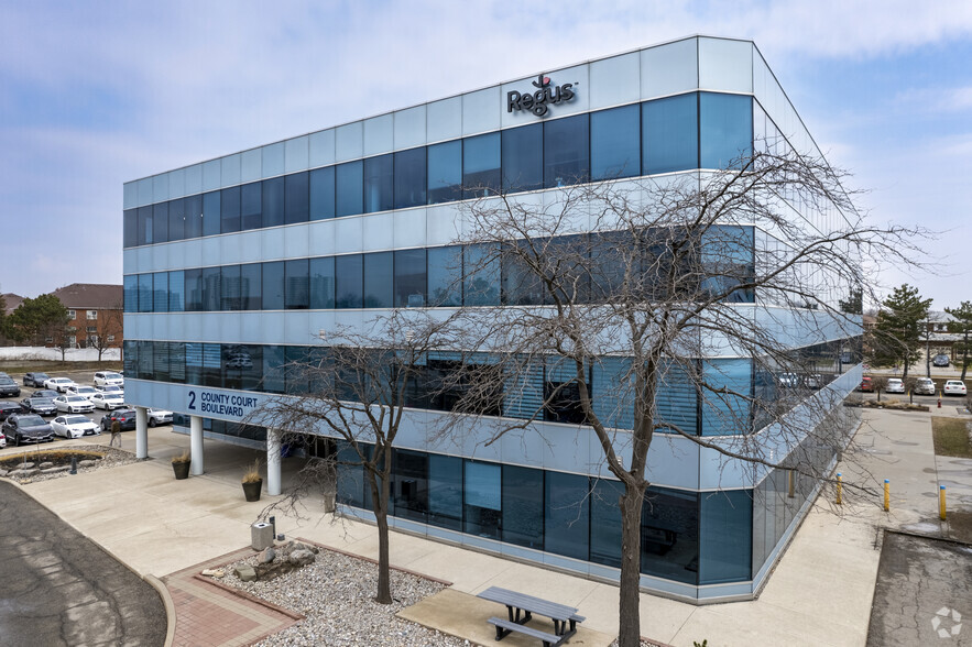 2 County Court Blvd, Brampton, ON for lease - Building Photo - Image 3 of 4