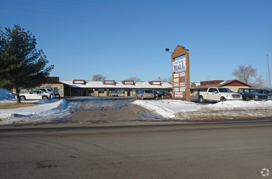 401 E Dual Blvd, Isanti, MN for sale - Primary Photo - Image 1 of 1