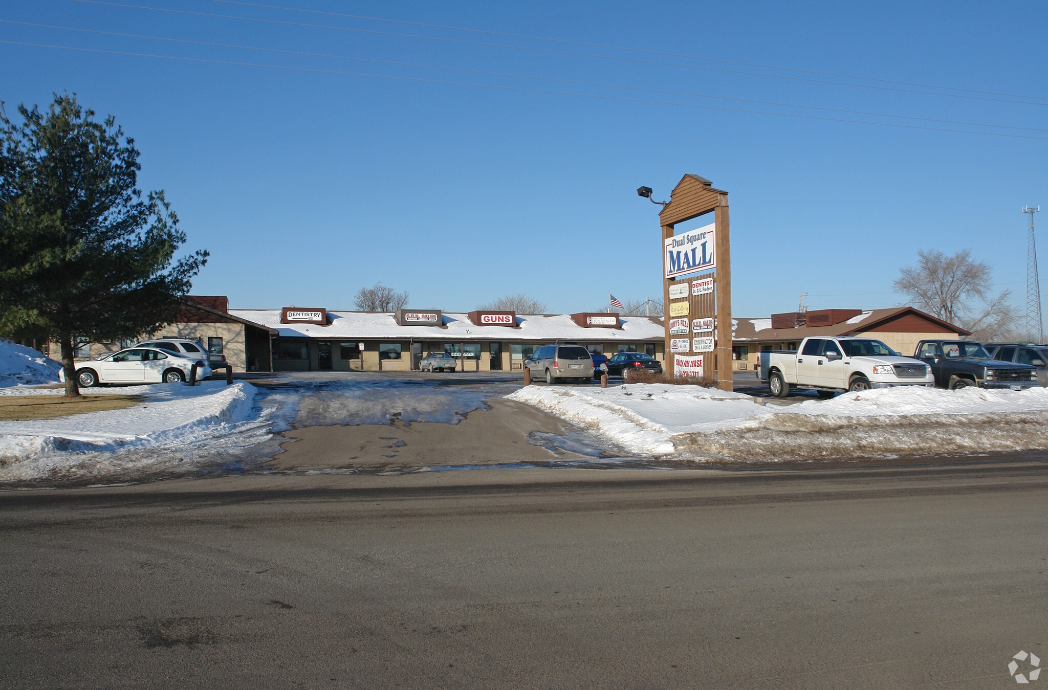 401 E Dual Blvd, Isanti, MN for sale Primary Photo- Image 1 of 1