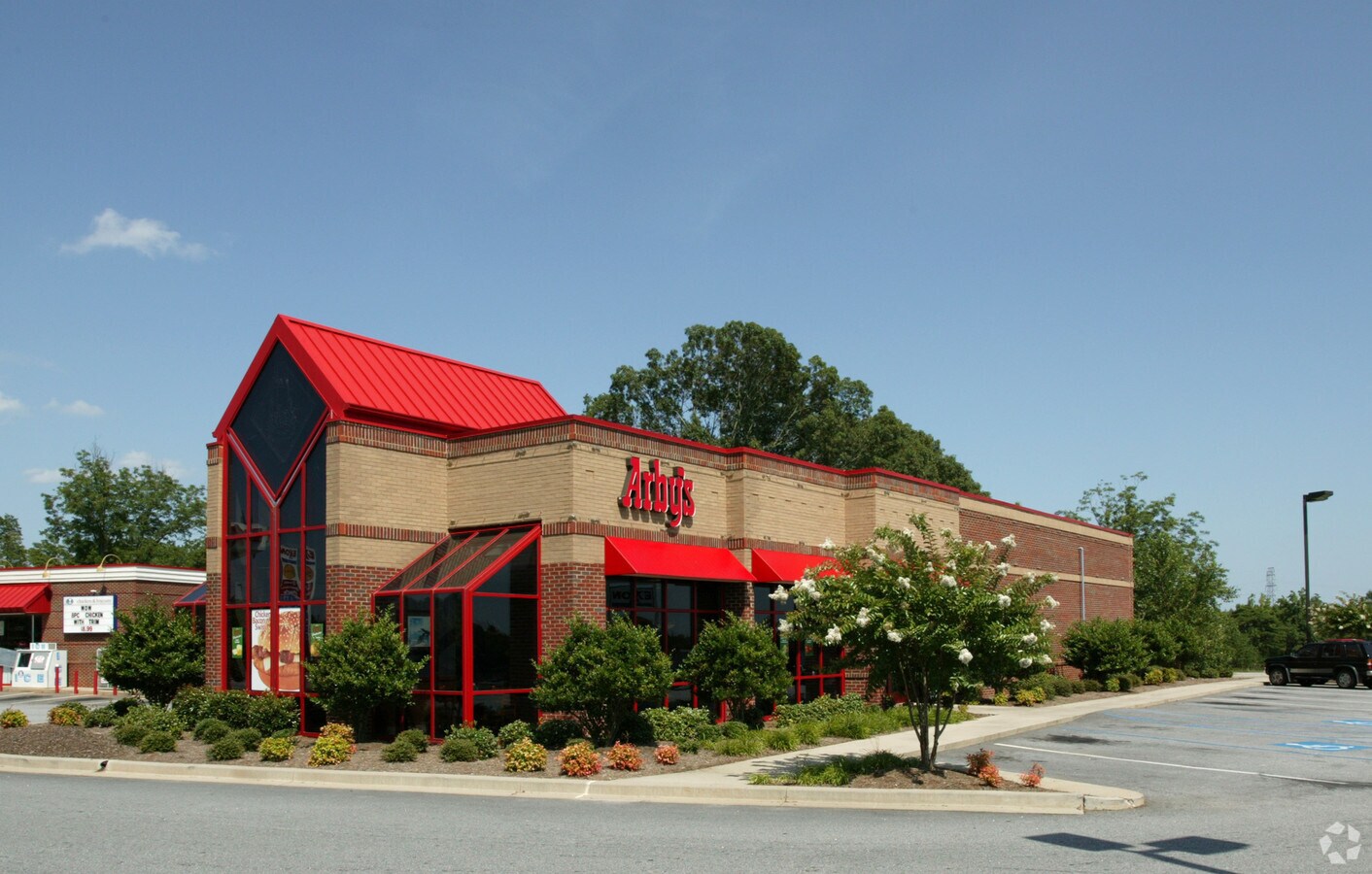 1004 Butler Rd, Greenville, SC 29607