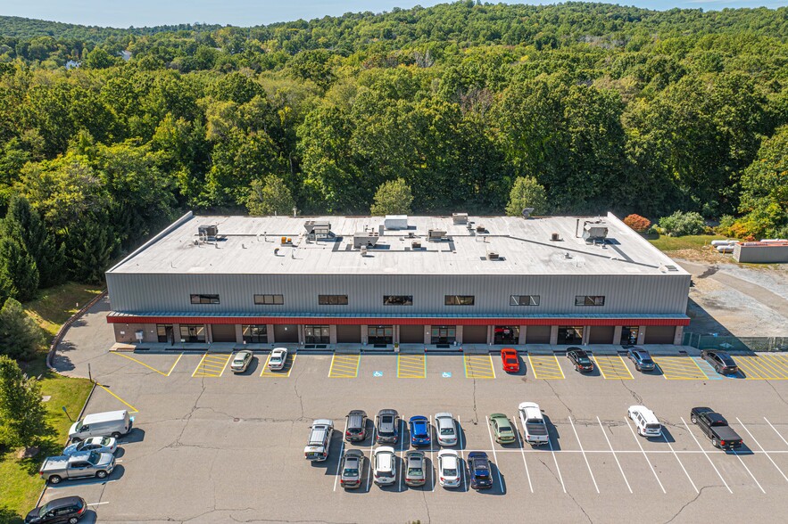 999 Willow Grove St, Hackettstown, NJ for lease - Building Photo - Image 1 of 9