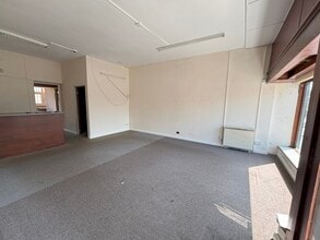 50-52 Lincluden Rd, Dumfries for lease Interior Photo- Image 1 of 2