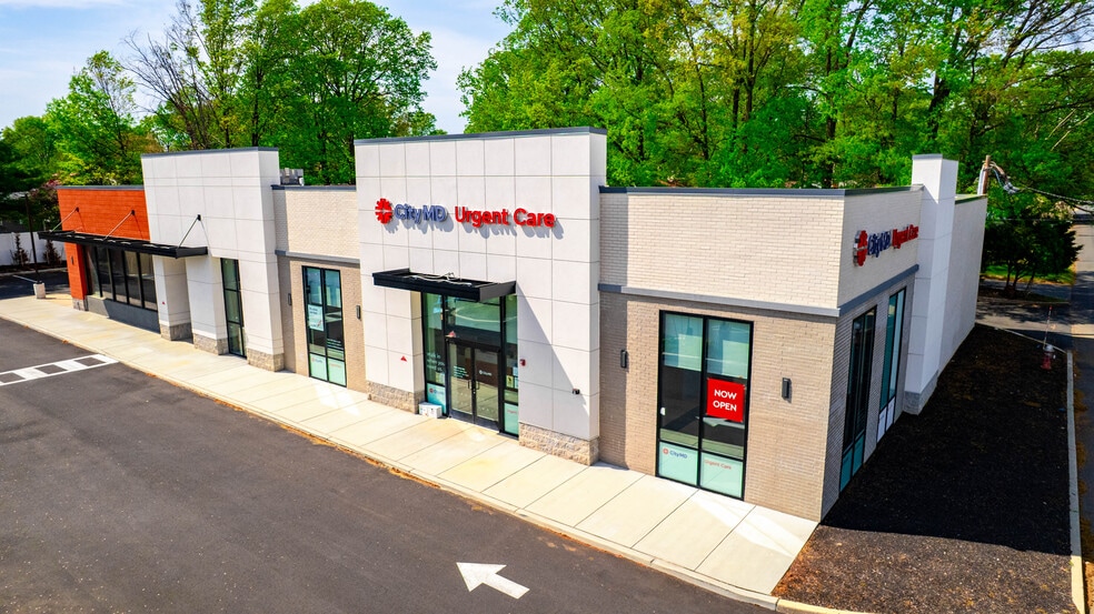 687 US 1, Edison, NJ for sale - Building Photo - Image 2 of 19