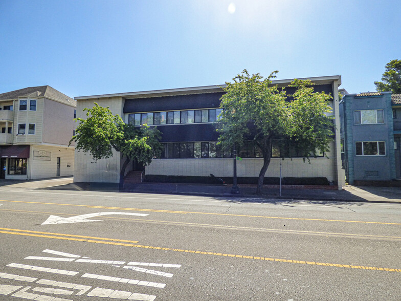 3640 Grand Ave, Oakland, CA for sale - Building Photo - Image 2 of 14