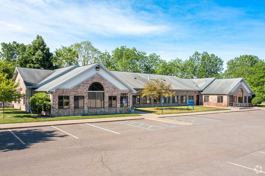 3887 Okemos Rd, Okemos, MI for sale - Primary Photo - Image 1 of 1