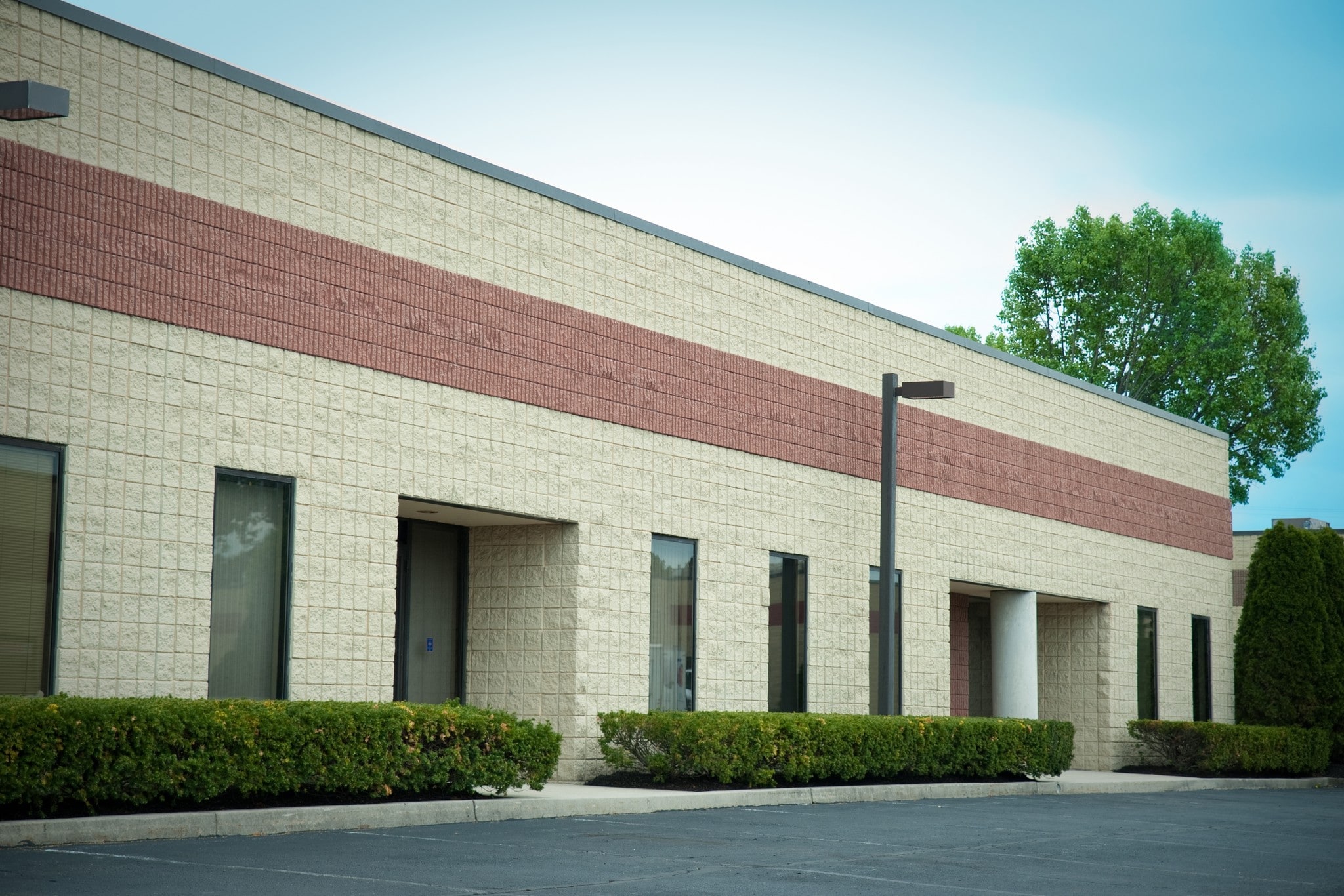 403 Bloomfield Dr, West Berlin, NJ for lease Primary Photo- Image 1 of 2