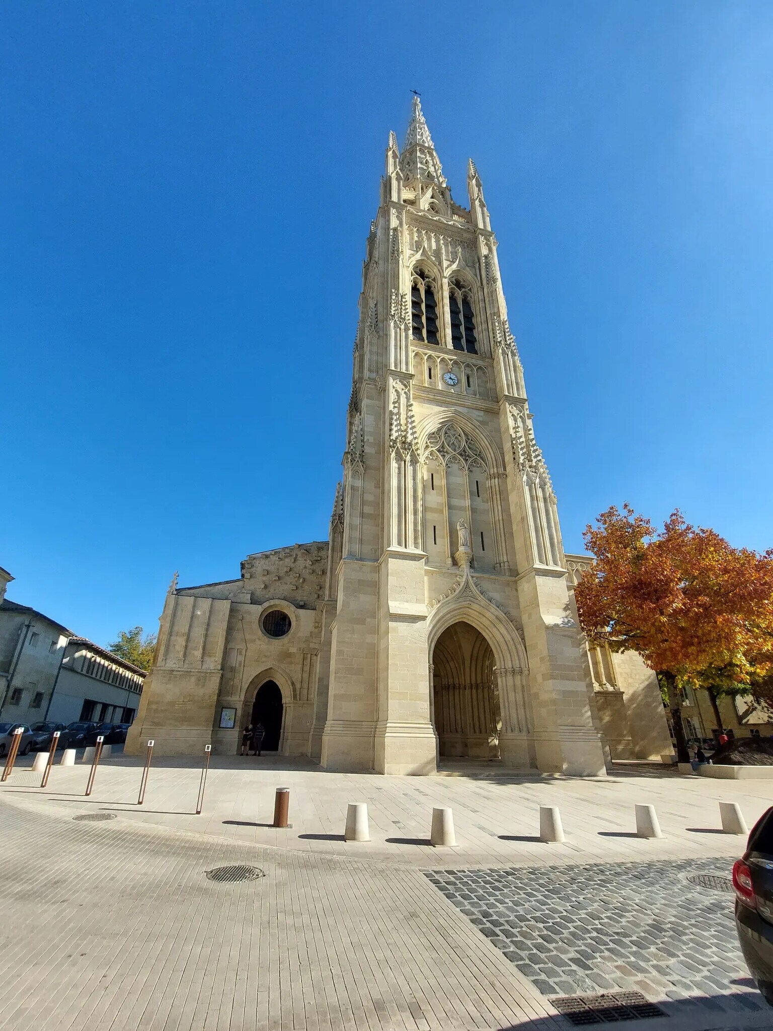 Office in Libourne for lease Building Photo- Image 1 of 6