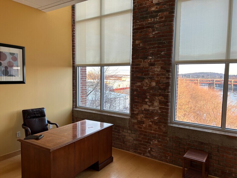 25 Marston St, Lawrence, MA 01841 Marston Medical Center