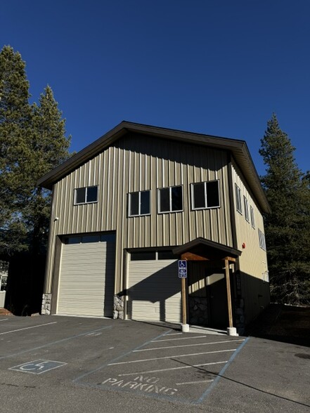 1772 D St, South Lake Tahoe, CA for lease - Building Photo - Image 1 of 6