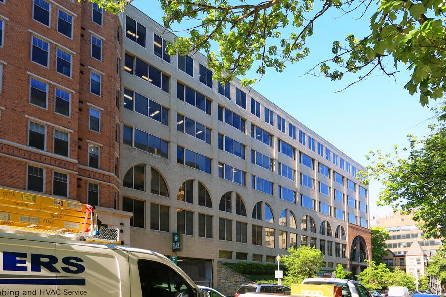 2440 M St NW, Washington, DC for lease - Building Photo - Image 3 of 6