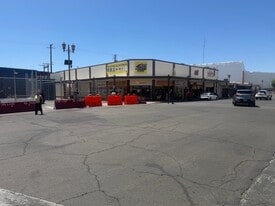 23 Heffernan Ave, Calexico CA - Convenience Store
