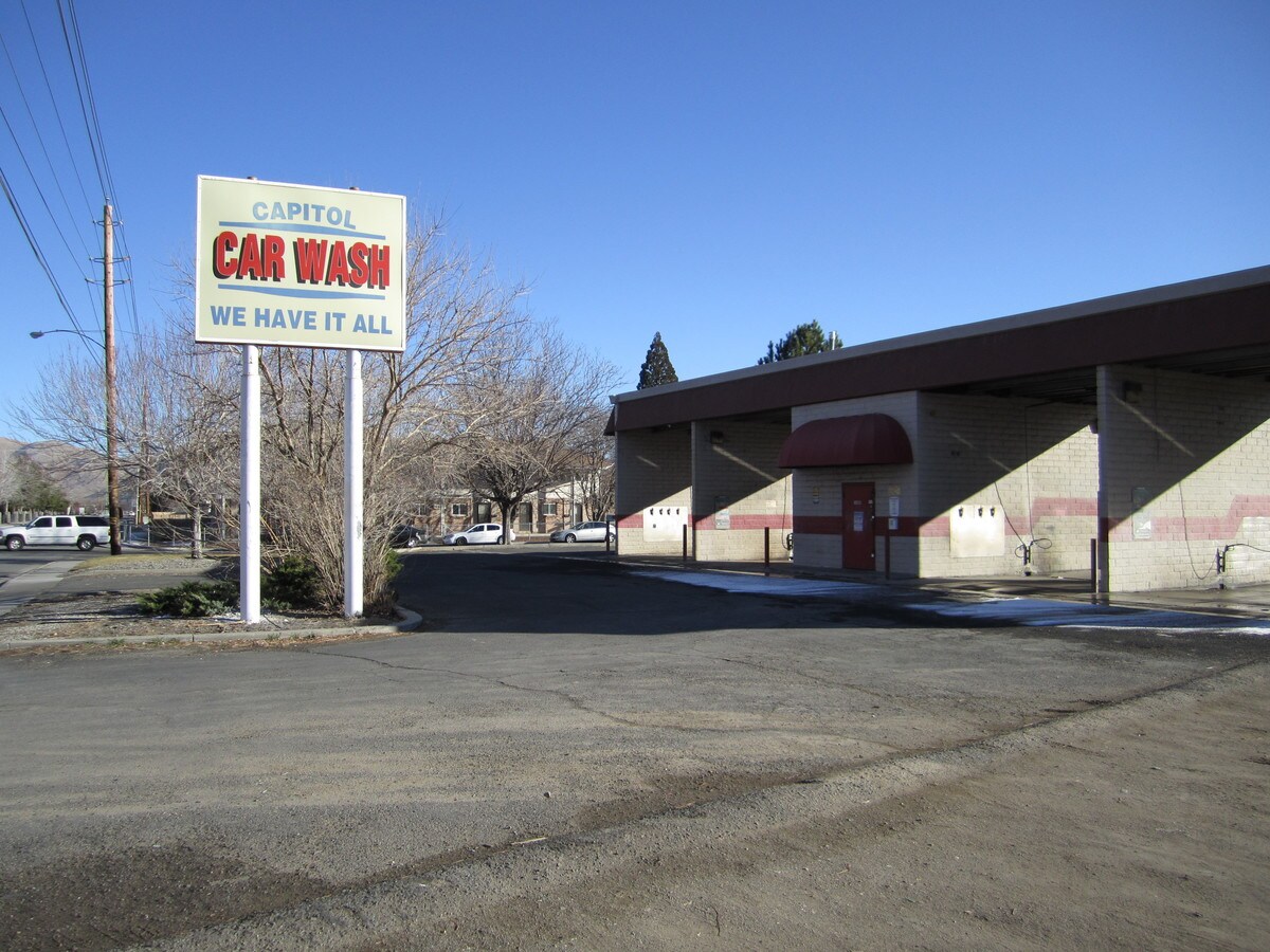 1490 E Peckham Ln, Reno, NV 89502 1490 E Peckham Ln, Reno, NV 89502
