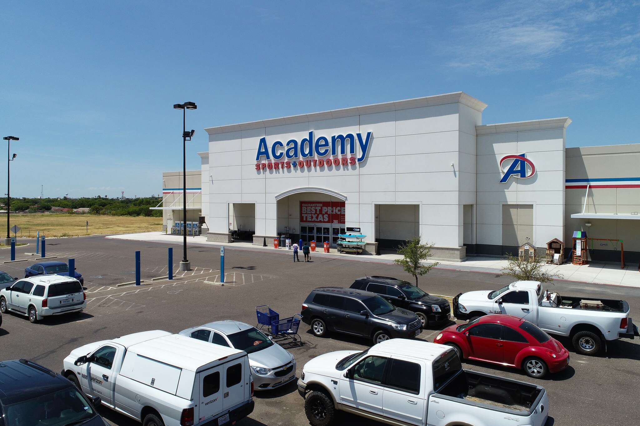 2083 N Veterans Blvd, Eagle Pass, TX for sale Building Photo- Image 1 of 1