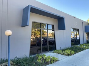 7633 Varna Ave, North Hollywood, CA for lease Building Photo- Image 1 of 11