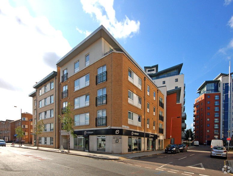 154-156 Westferry Rd, London, E14 3RY | LoopNet