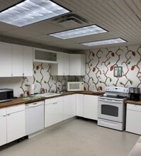 5901-5905 School Ave, Richmond, VA for lease Interior Photo- Image 2 of 4