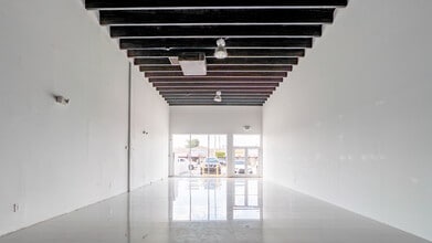 1833-1847 NW 20th St, Miami, FL for lease Interior Photo- Image 1 of 4