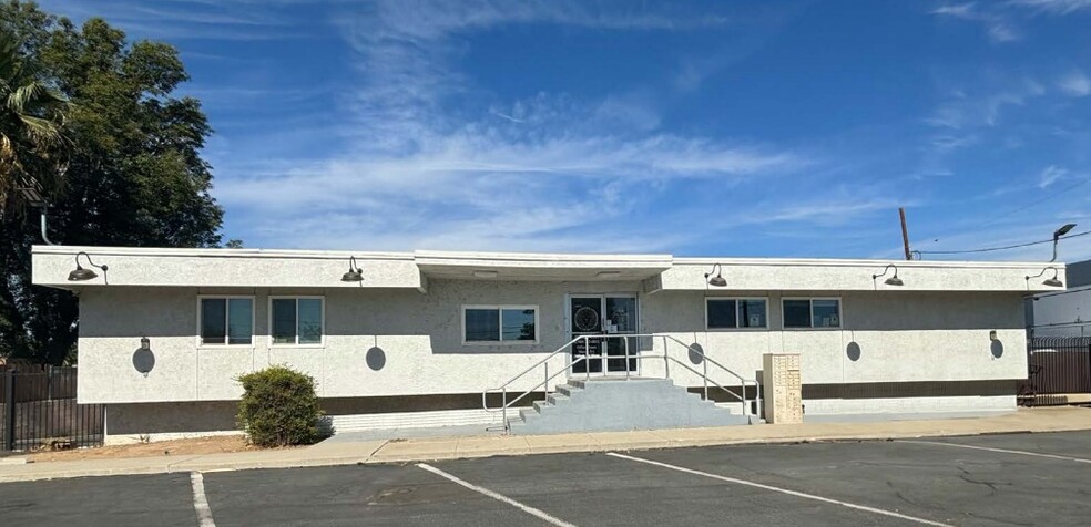 7265 Jurupa Ave, Riverside, CA for lease - Building Photo - Image 1 of 4