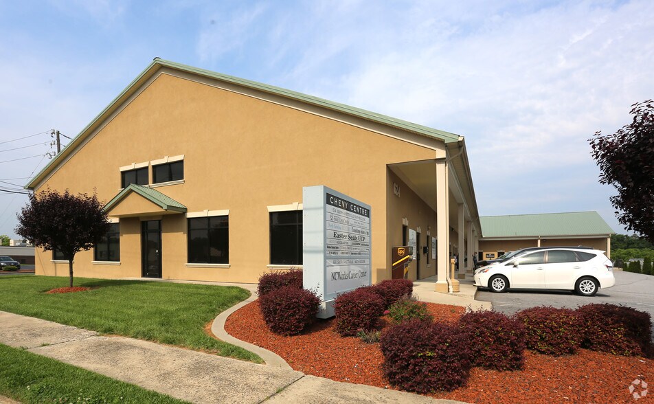 624 S Fayetteville St Asheboro Nc 27203 Office For Lease Loopnet Com