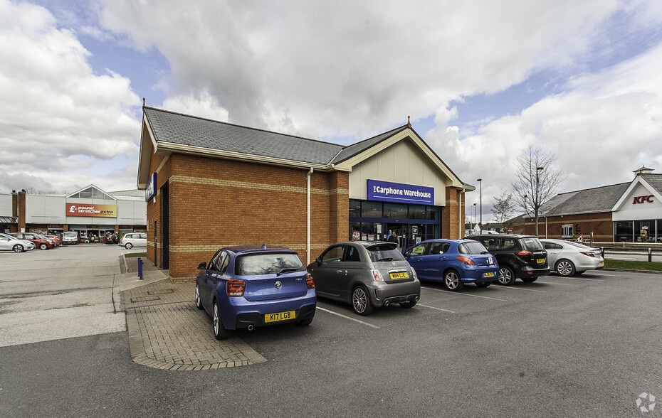 18 Grand Junction Way, Crewe for sale - Primary Photo - Image 1 of 1