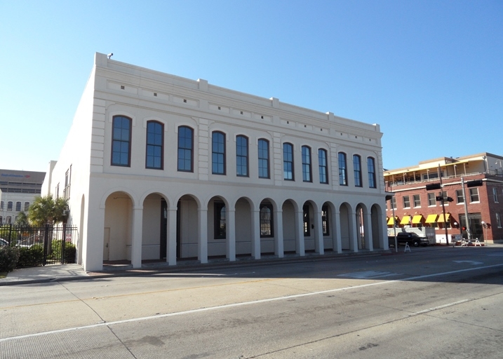 112 23rd St, Galveston, TX for lease - Building Photo - Image 3 of 8