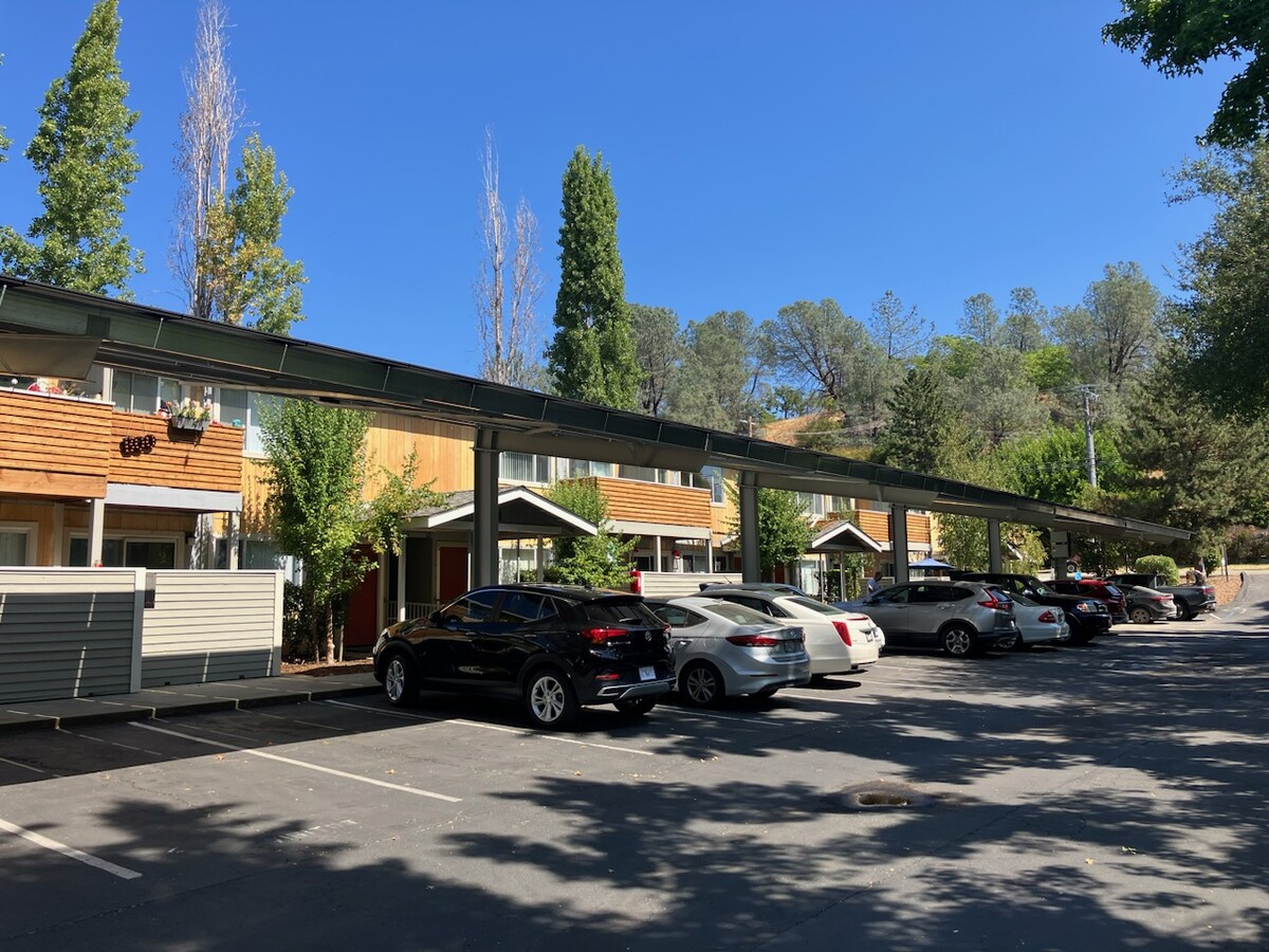 360 Sutter Hill Rd, Sutter Creek, CA 95685 - The Summit Apartments ...