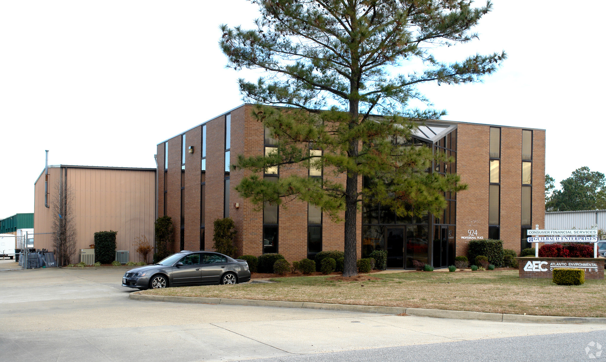 924 Professional Pl, Chesapeake, VA for lease Primary Photo- Image 1 of 4