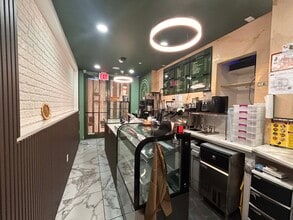 1059 Manhattan Ave, Brooklyn, NY for lease Interior Photo- Image 2 of 7