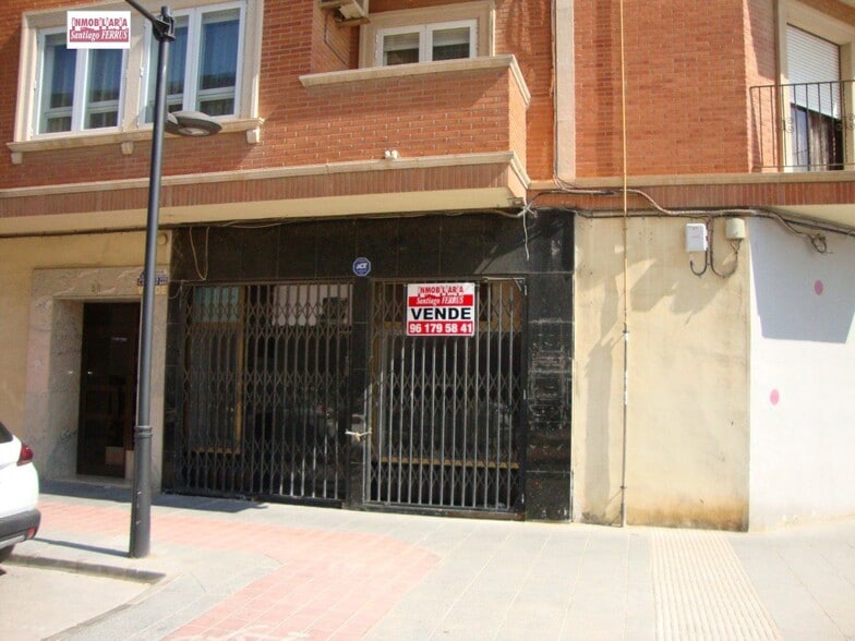 Retail in València, Valencia for sale - Building Photo - Image 1 of 5