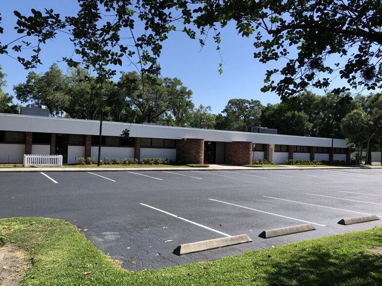 851 Douglas Ave, Altamonte Springs, FL for sale - Building Photo - Image 1 of 1