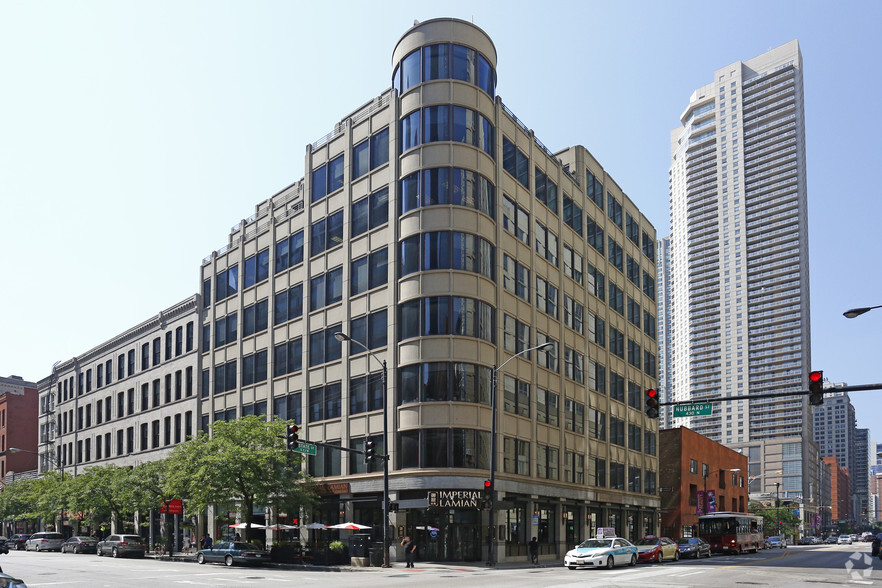 6 W Hubbard St, Chicago, IL for lease - Primary Photo - Image 1 of 12