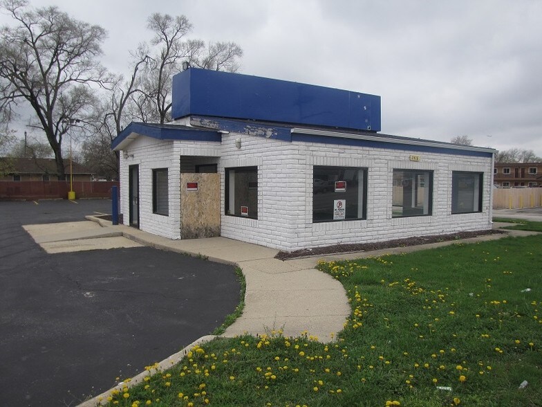 2416 W Fullerton Ave, Franklin Park, IL for sale - Building Photo - Image 3 of 27