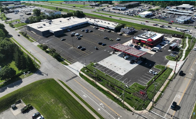 810-852 Watertower Ln, Dayton, OH for lease - Building Photo - Image 1 of 9