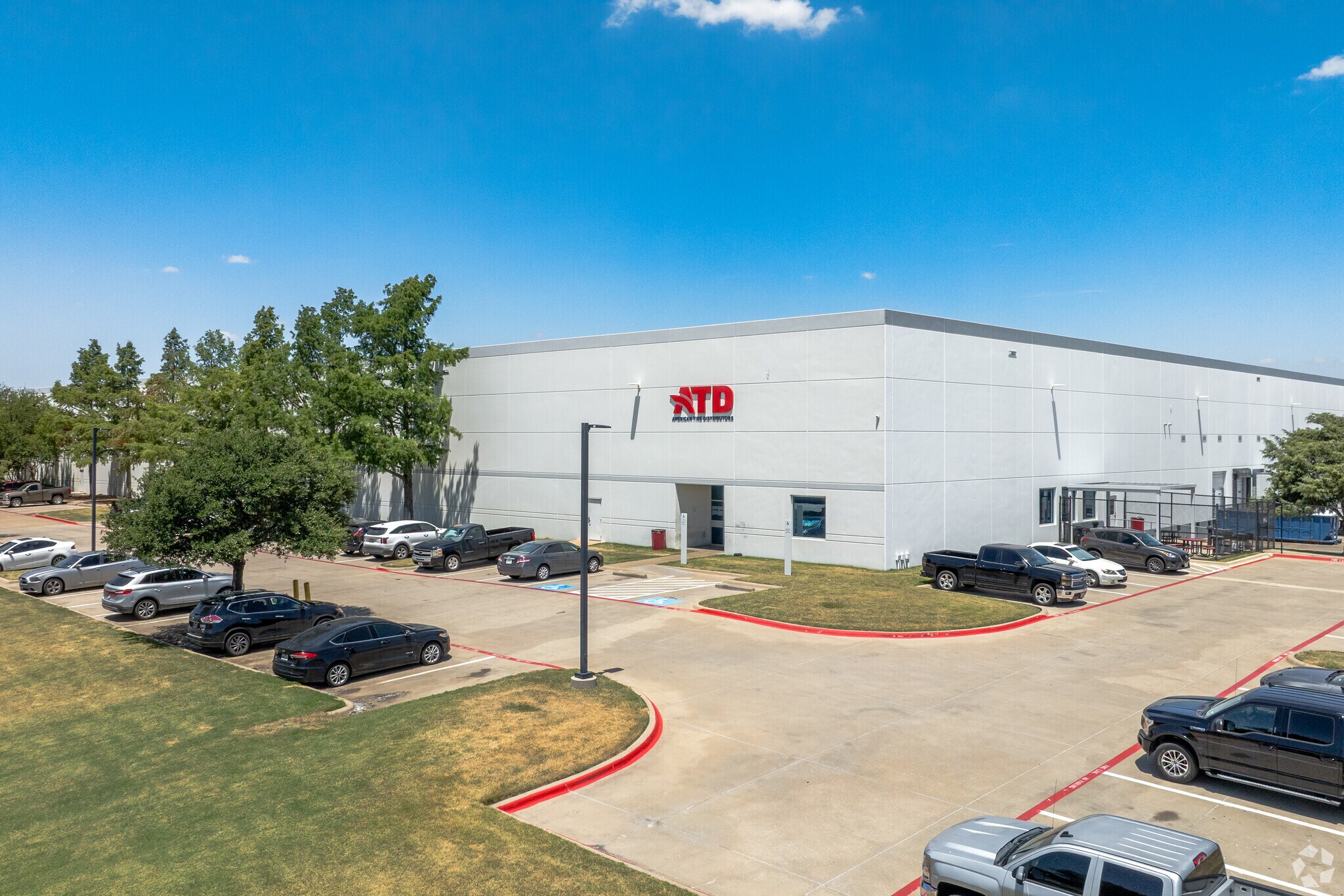 300 Freedom Dr, Roanoke, TX for sale Primary Photo- Image 1 of 1