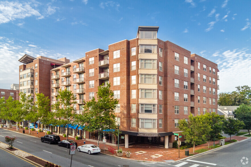 8211-8305 Wisconsin Ave, Bethesda, MD for lease - Building Photo - Image 2 of 2