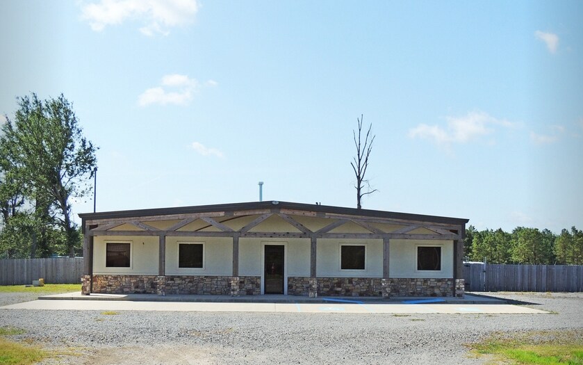 584 Park Rd, Frierson, LA 71027