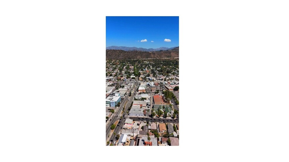 5008 Eagle Rock Blvd, Los Angeles, CA for sale - Commercial Listing Video - Image 2 of 21