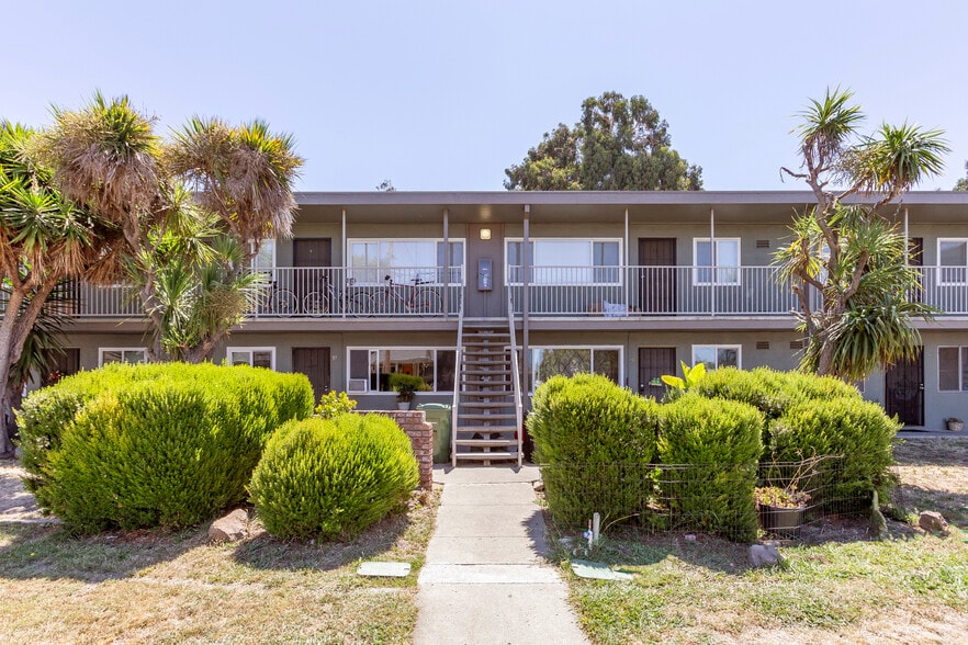 5366 St Mark Ave, Newark, CA for sale - Building Photo - Image 2 of 17